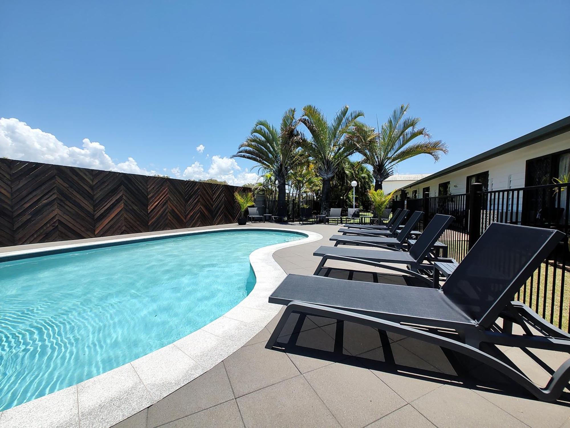 Pacific Palms Motor Inn Маркула Экстерьер фото
