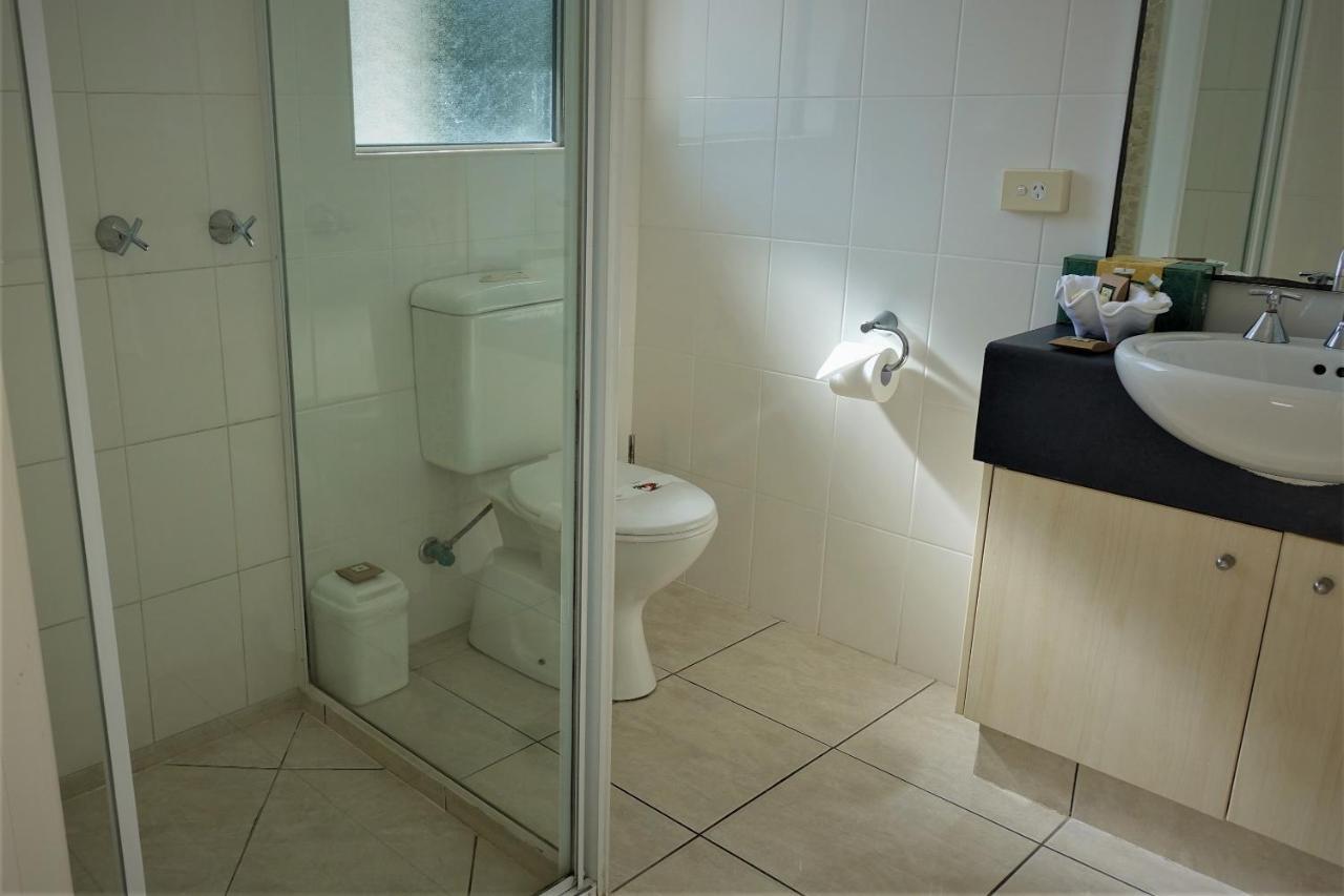 Pacific Palms Motor Inn Маркула Экстерьер фото