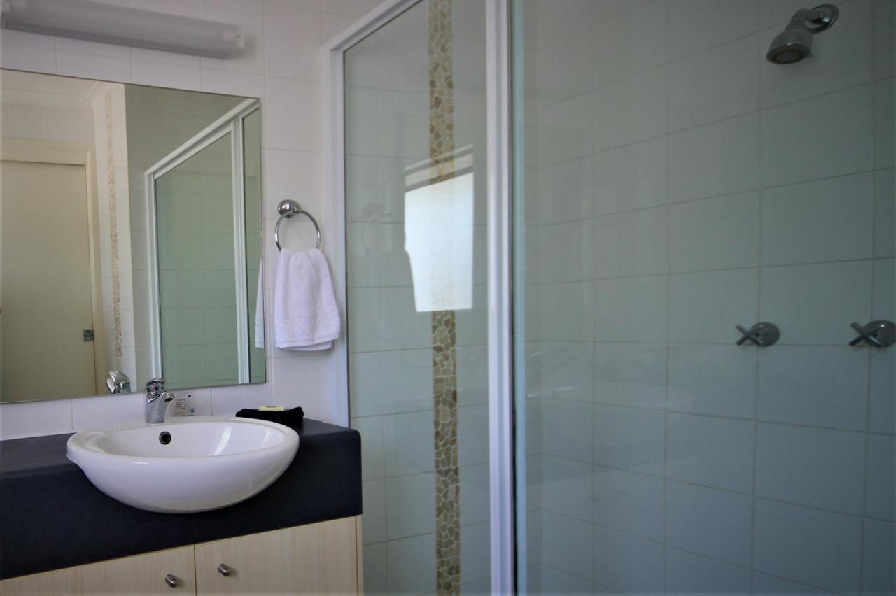 Pacific Palms Motor Inn Маркула Экстерьер фото