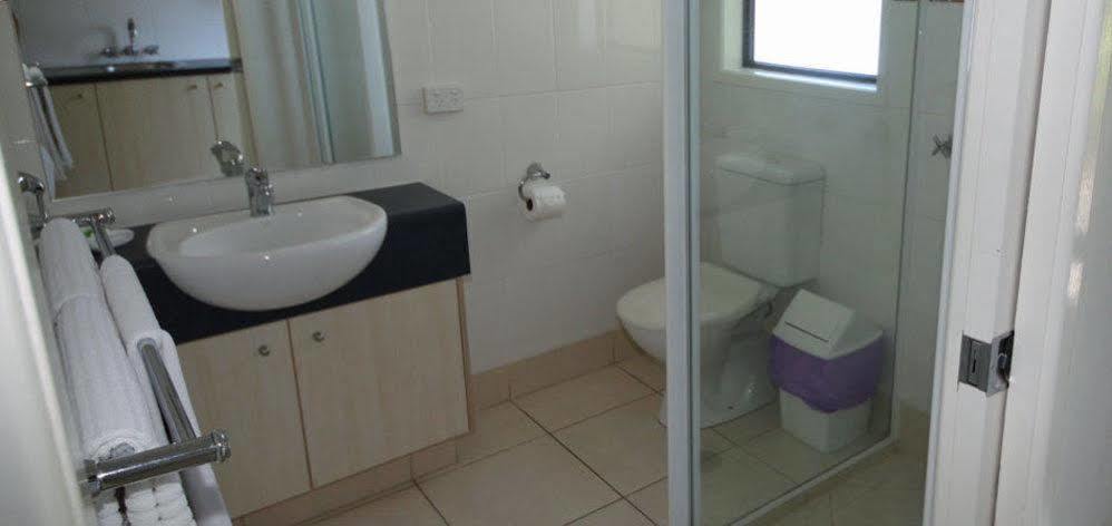 Pacific Palms Motor Inn Маркула Экстерьер фото